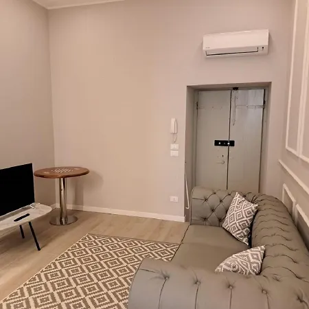 Апартаменты Eleganti Dimore *