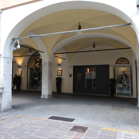 Eleganti Dimore Apartment Brescia